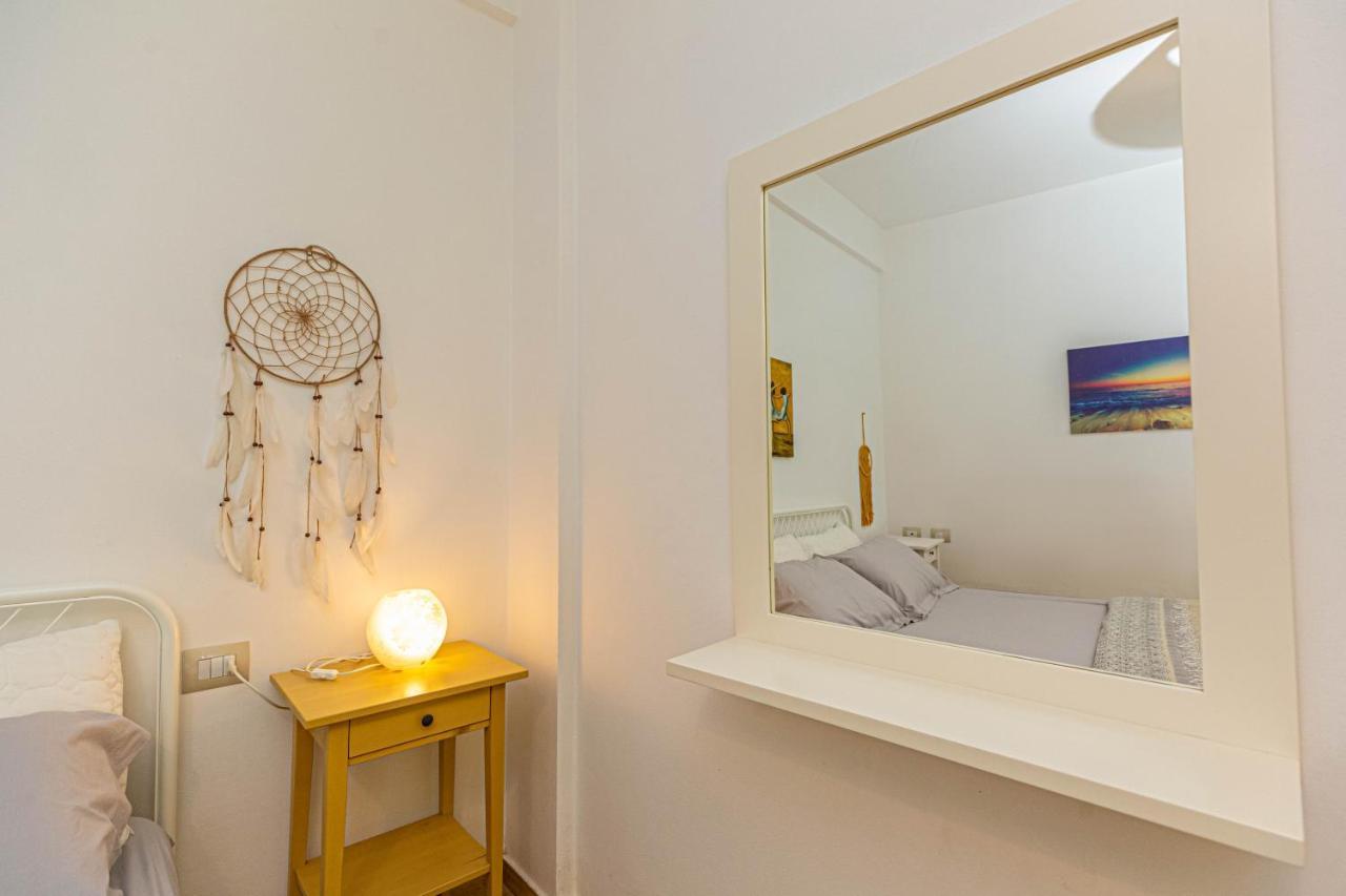 Villa Amos At Aquamarine Residence Vlore Exterior photo